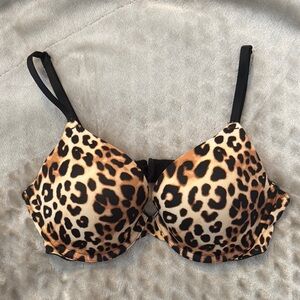 Never worn Leopard Victoria's secret wear everywhere push up bra 34C